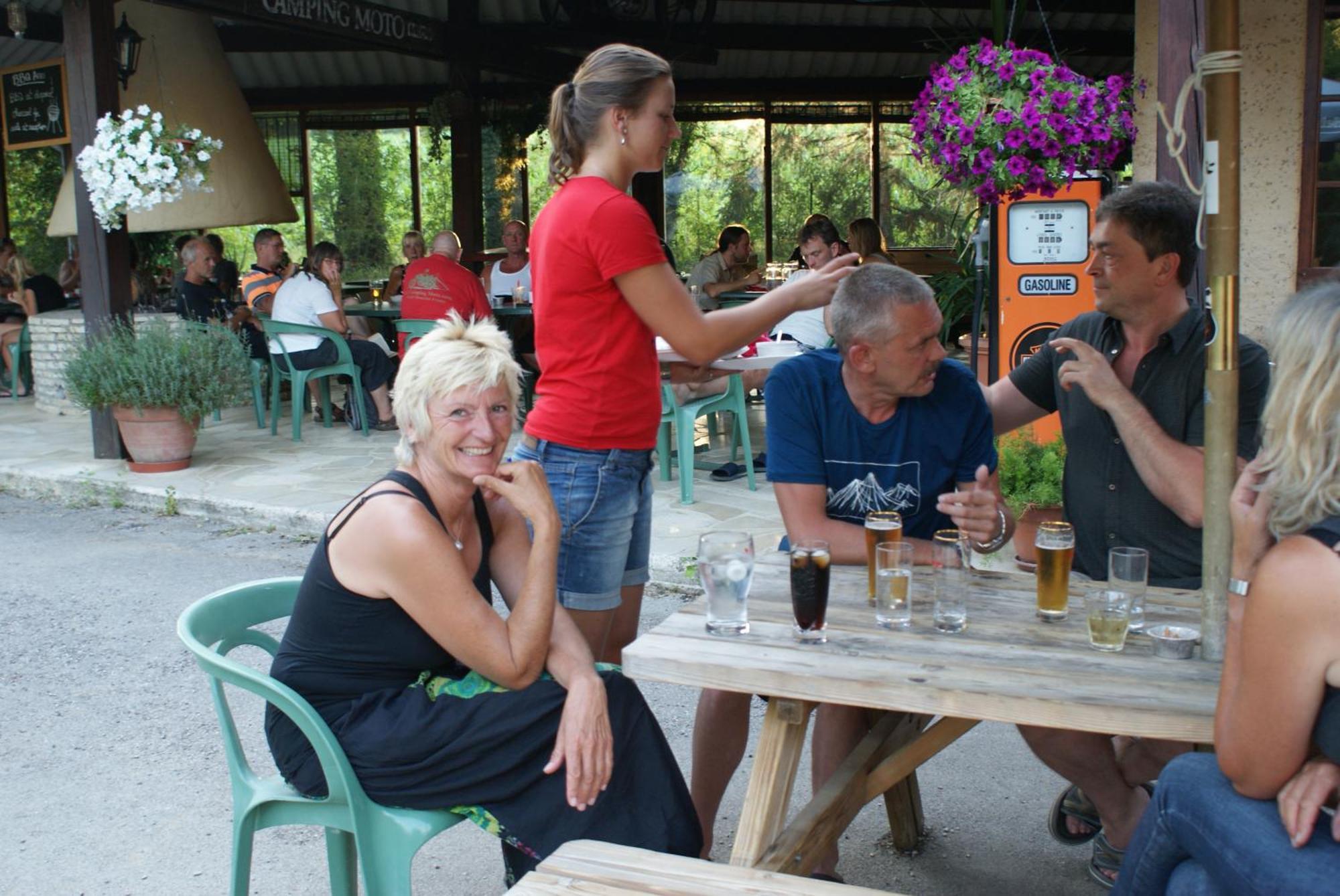 Camping La Vaugelette - Drome Montclar-sur-Gervanne Exteriör bild